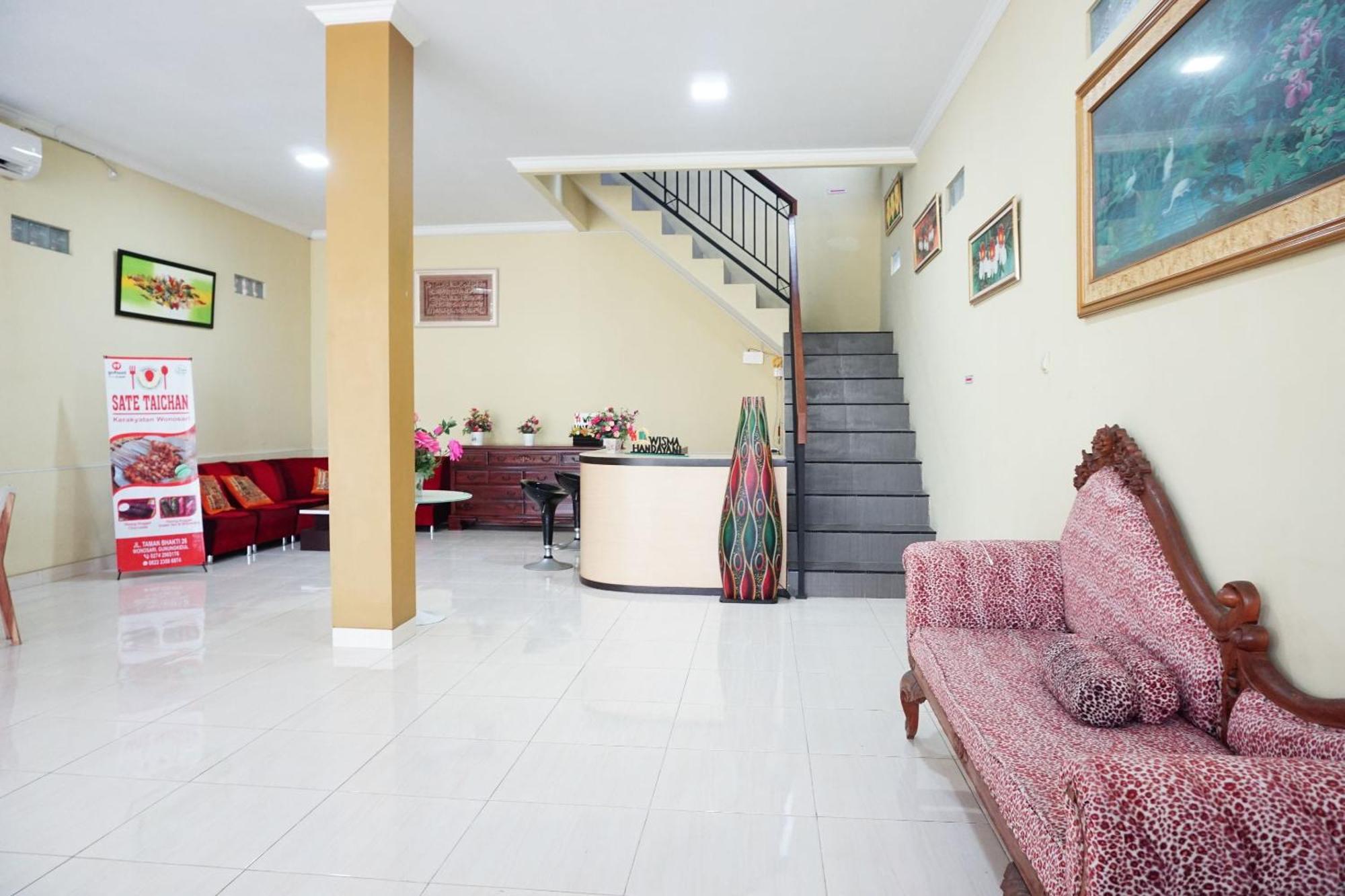 Hotel Oyo Life 3003 Handayani Syariah